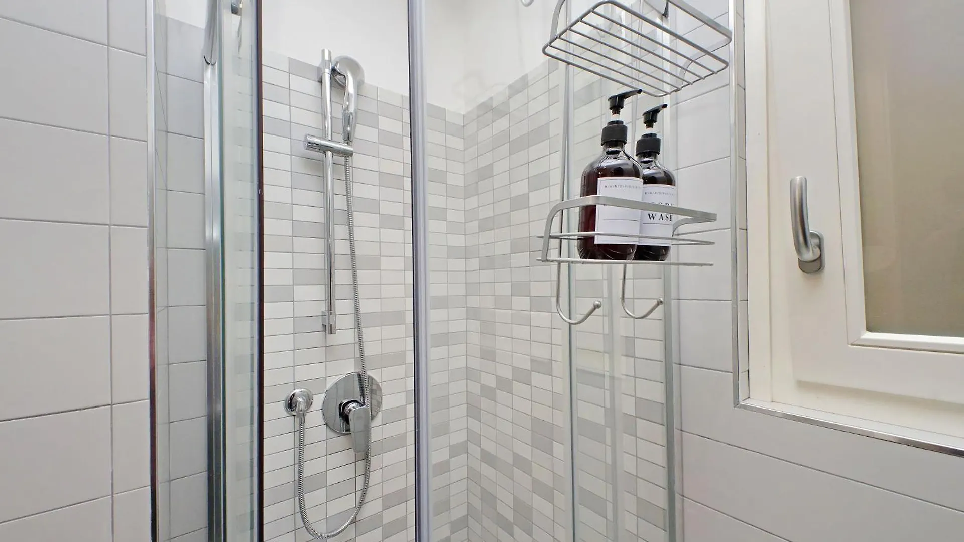 Apartment Comodo Appartamento Con Terrazzo, Vicino Gemelli Rome