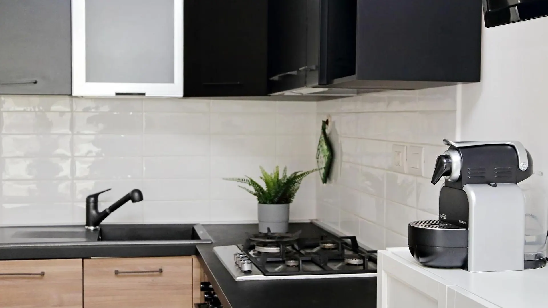 Comodo Appartamento Con Terrazzo, Vicino Gemelli Rome